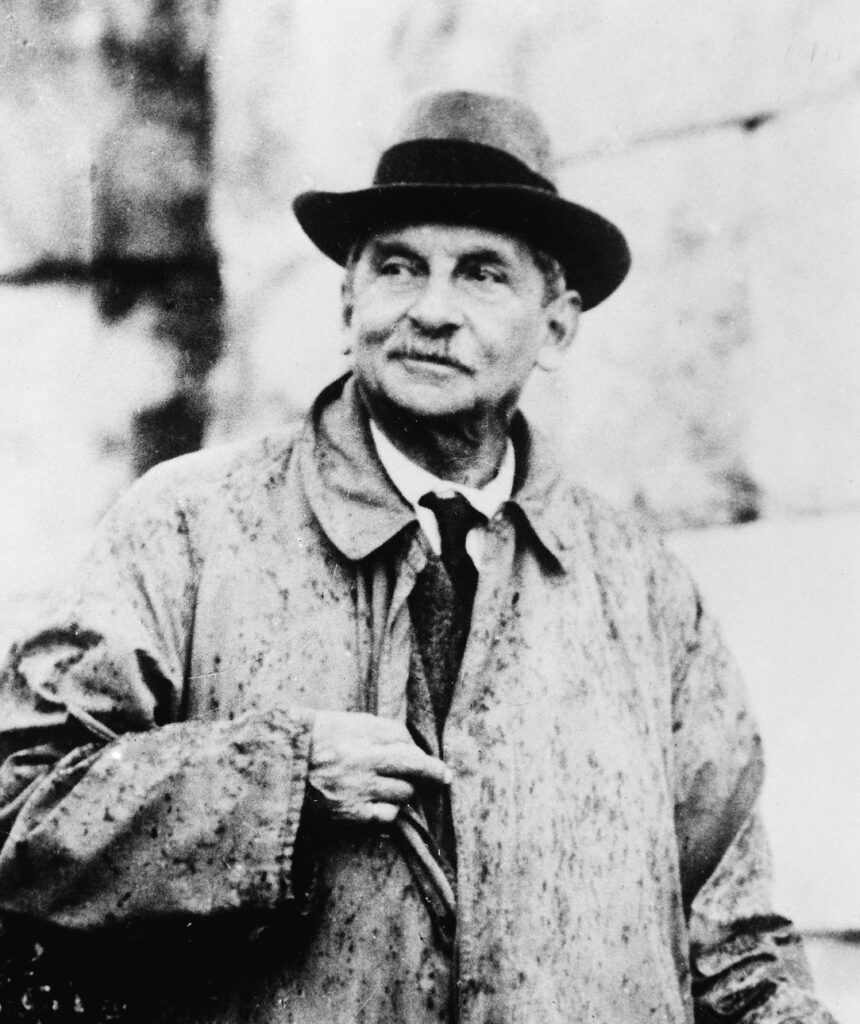 Сър Артър Еванс - откривател на Линеар А, минойската писменост.